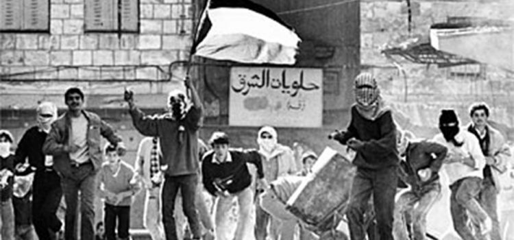 رحلة شخصيّة في الانتفاضة الفلسطينيّة الأولى وتعريج على انتفاضة جنوب أفريقيا